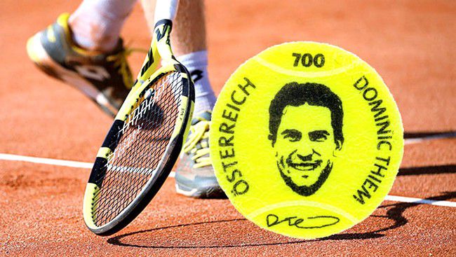 Briefmarke_Oesterreich_Tennisball.jpg